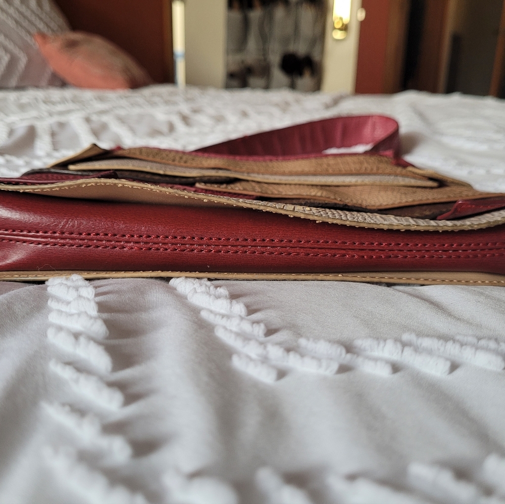 Purse - Picture 4 of 4